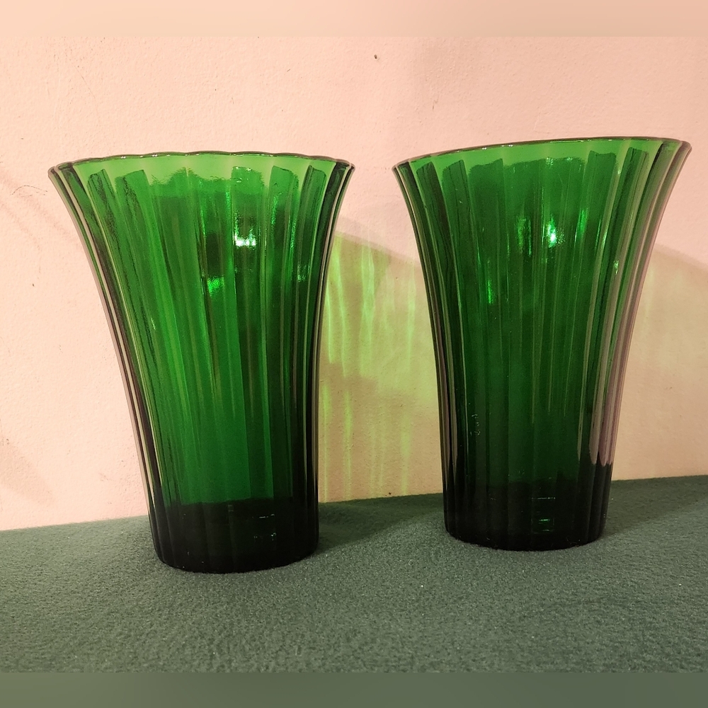 Pair Napco Glass Fluted Trumpet Vases Depression Vintage Emerald Green #1161